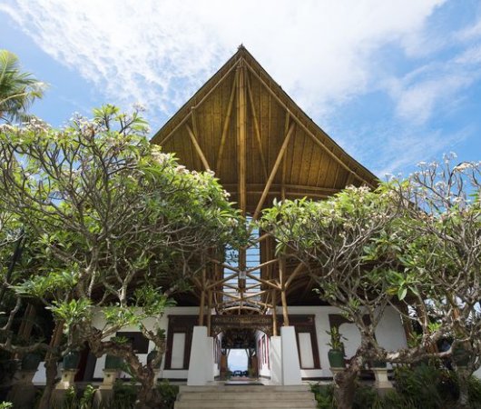 aquarev-plongee-sous-marine-indonesie-bali-sejour-lotus-bungalows-facade-hotel1