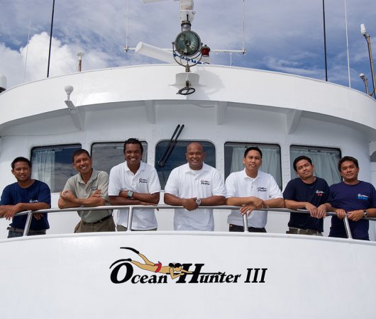 aquarev-plongee-sous-marine-micronesie-palau-croisiere-ocean-hunter3-bateau-crew