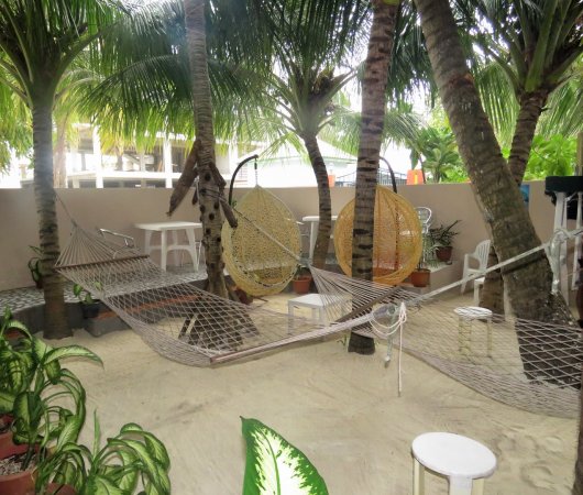aquarev-plongee-sous-marine-sejour-maldives-stingray-beach-inn-hotel-vue-coin-terrasse