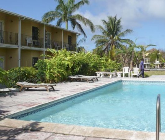 aquarev-plongee-sous-marine-bahamas-sejour-nassau-hotel-orange-hill-piscine