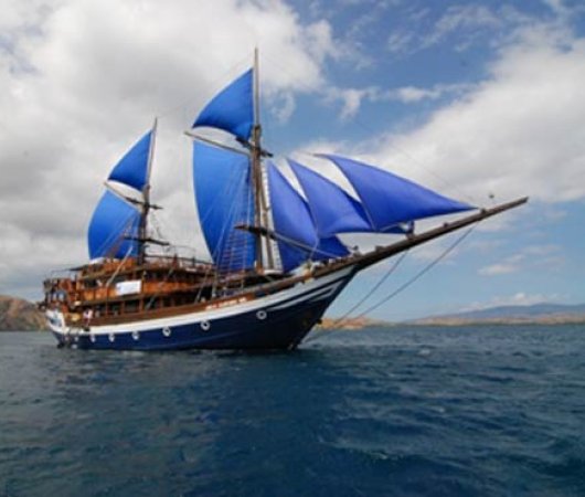 aquarev-plongee-sous-marine-croisiere-komodo-safaribali-indonesie-bateau