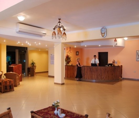 aquarev-plongee-sous-marine-egypte-sejour-hotel-wadi-lahami-azur-reception