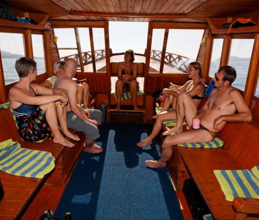 aquarev-plongee-sous-marine-indonesie-sejour-hotel-gangga-island-resort-and-spa-bateau-briefing
