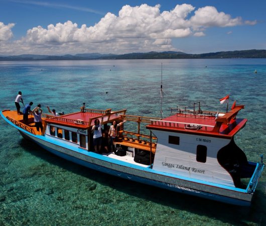 aquarev-plongee-sous-marine-indonesie-sejour-hotel-gangga-island-resort-and-spa-bateau