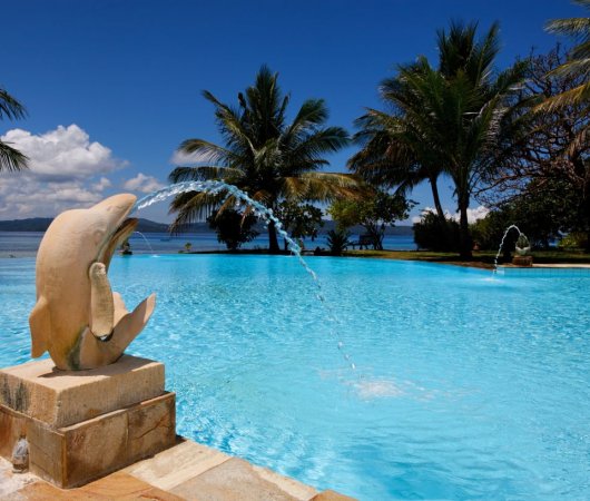 aquarev-plongee-sous-marine-indonesie-sejour-hotel-gangga-island-resort-and-spa-piscine2