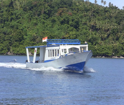 aquarev-plongee-sous-marine-indonesie-sulawesi-sejour-manado-eco-divers-bateau4