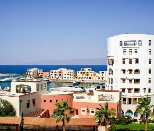 aquarev-plongee-sous-marine-jordanie-aqaba-sejour-marina-plaza-hotel-vue-marina