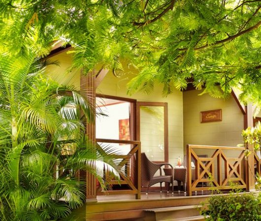 aquarev-plongee-sous-marine-la-reunion-hotel-iloha-bungalow-tropique-terrasse