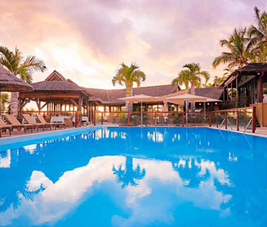 aquarev-plongee-sous-marine-la-reunion-hotel-iloha-piscine-principale