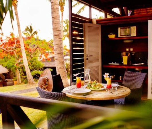 aquarev-plongee-sous-marine-la-reunion-hotel-iloha-terrasse-bungalow-kitchenette