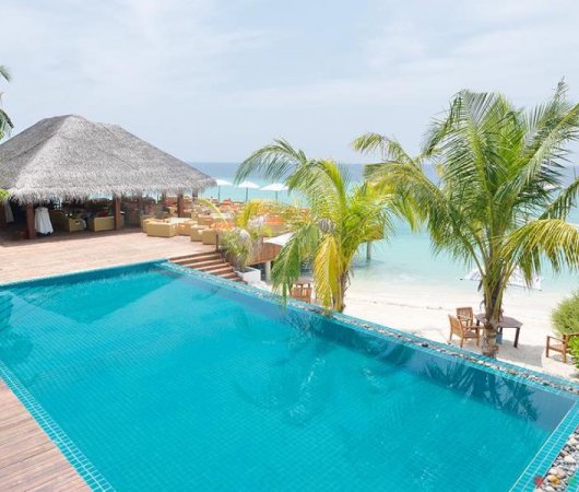 aquarev-plongee-sous-marine-maldives-atoll-male-nord-sejour-hotel-eriyadu-island-resort-vue-piscine-plage