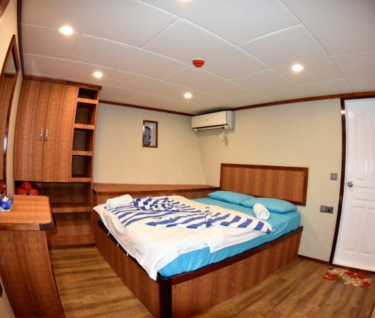 aquarev-plongee-sous-marine-maldives-croisiere-bateau-emperor-maldives-cabine-double