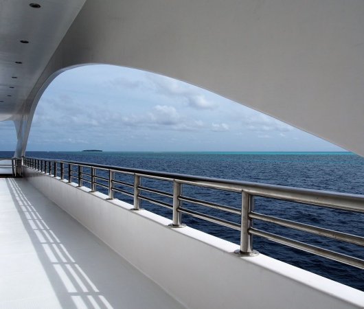 aquarev-plongee-sous-marine-maldives-croisiere-emperor-maldives-bateau-emperor-serenity-balustrade