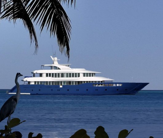 aquarev-plongee-sous-marine-maldives-croisiere-seafari-explorer2-bateau-profil.jpeg