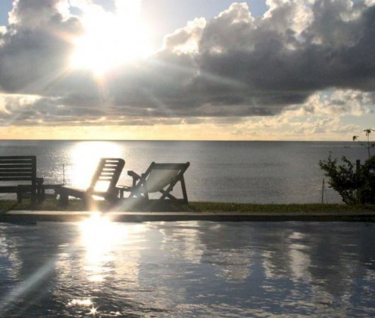 aquarev-plongee-sous-marine-mozambique-sejour-vilankulos-hotel-casa-babi-piscine-sunset