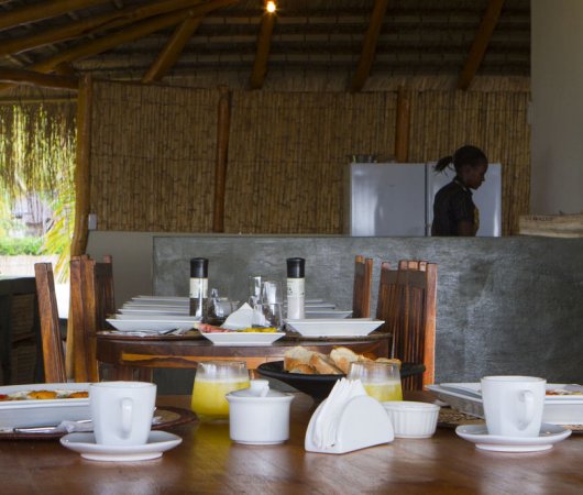 aquarev-plongee-sous-marine-mozambique-sejour-vilankulos-hotel-casa-babi-table-d-hote