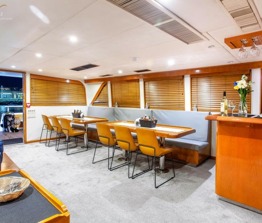 aquarev-plongee-sous-marine-nautilus-croisiere-guadalupe-soccoro-bateau-dame-galante-salon