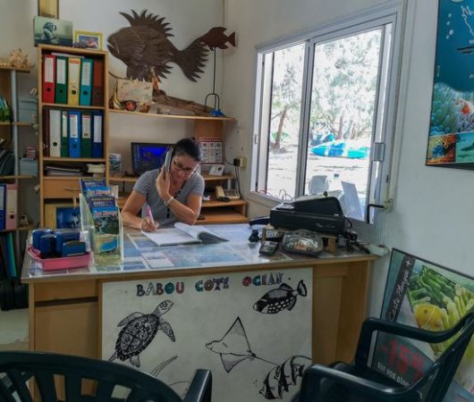 aquarev-plongee-sous-marine-nouvelle-caledonie-hienghene-sejour-centre-de-plongee-babou-cote-ocean-bureau-du-centrebis
