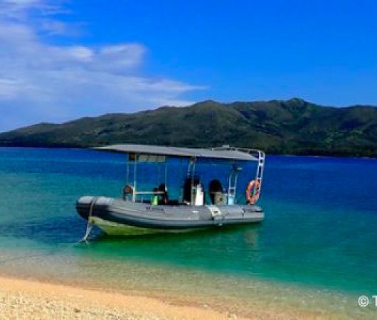 aquarev-plongee-sous-marine-nouvelle-caledonie-poindimie-sejour-centre-de-plongee-tieti-diving-bateau