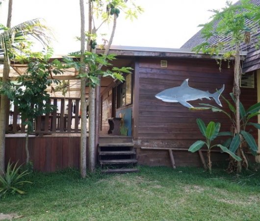aquarev-plongee-sous-marine-nouvelle-caledonie-poindimie-sejour-centre-de-plongee-tieti-diving-centre-exterieur