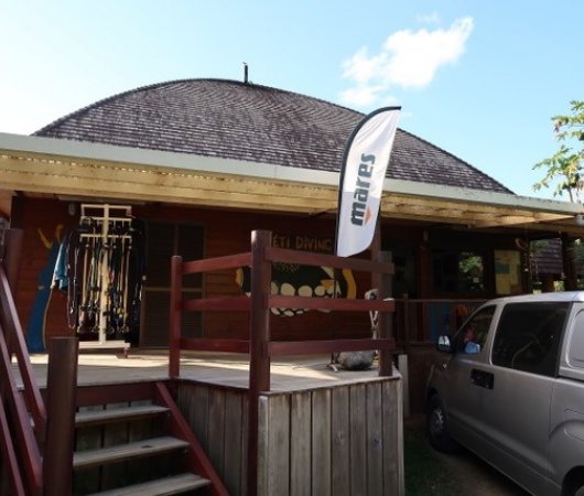 aquarev-plongee-sous-marine-nouvelle-caledonie-poindimie-sejour-centre-de-plongee-tieti-diving-centre-mares