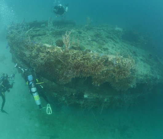 aquarev-plongee-sous-marine-philippines-busuanga-sejour-sangat-island-dive-resort-epave1