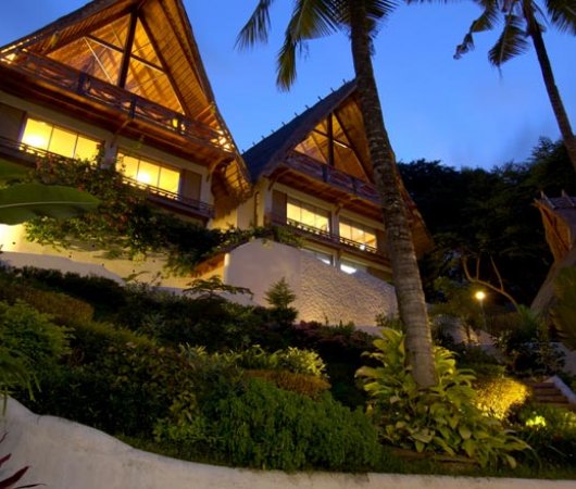 aquarev-plongee-sous-marine-philippines-puerto-galera-sejour-hotel-el-galleon-beach-resort-cottages-sur-colline