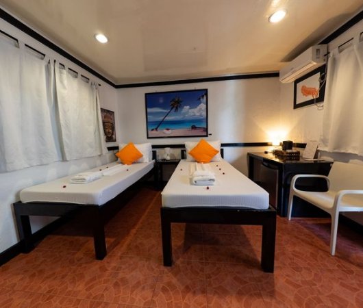 aquarev-plongee-sous-marine-philippines-sejour-malapascua-hotel-hippocampus-beach-resort-chambre-lits-separes