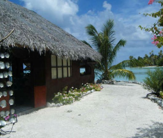 aquarev-plongee-sous-marine-polynesie-francaise-fakarava-sejour-pension-veke-veke-bungalow