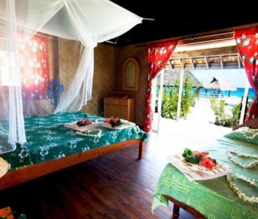 aquarev-plongee-sous-marine-polynesie-francaise-rangiroa-sejour-pension-cecile-chambre-famille