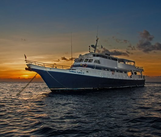 aquarev-plongee-sous-marine-saba-saint-kitts-croisiere-bateau-caribbean-explorer-2-explorer-ventures-profil-bateau-sunset