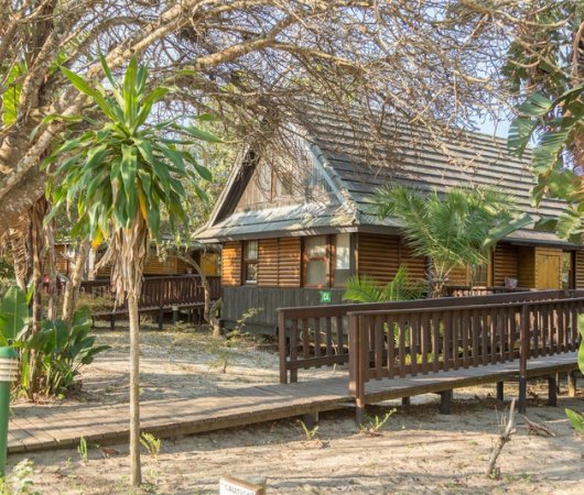 aquarev-plongee-sous-marine-sejour-afrique-du-sud-extension-sodwana-bay-lodge-vue-chalets