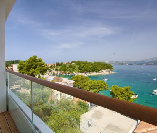 aquarev-plongee-sous-marine-sejour-croatie-cavtat-hotel-cavtat-balcon-vue-merbis