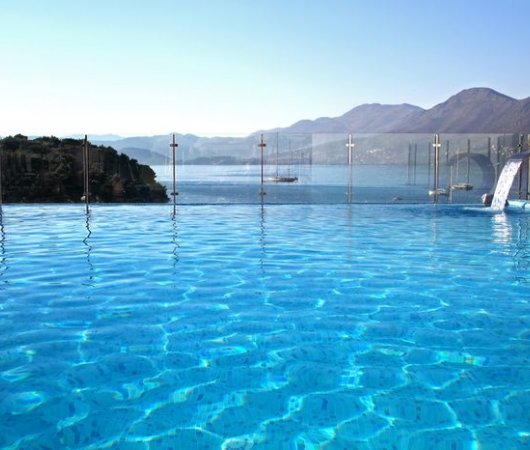 aquarev-plongee-sous-marine-sejour-croatie-cavtat-hotel-cavtat-piscine2bis