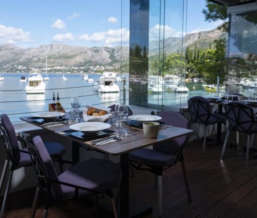 aquarev-plongee-sous-marine-sejour-croatie-cavtat-hotel-cavtat-restaurant-a-la-carte-cenzurabis