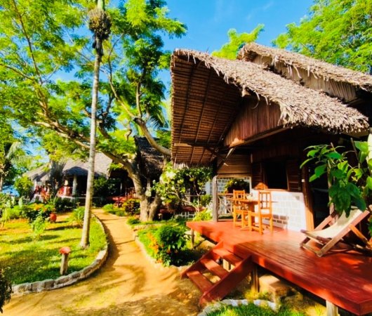 aquarev-plongee-sous-marine-sejour-madagascar-nosy-komba-tamarin-lodge-chemin-lodges