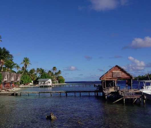 aquarev-plongee-sous-marine-sejour-polynesie-francaise-fakarava-sud-tetamanu-diving-ponton-port