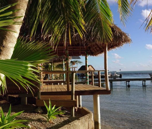 aquarev-plongee-sous-marine-sejour-polynesie-francaise-fakarava-sud-tetamanu-diving-terrasse-centre