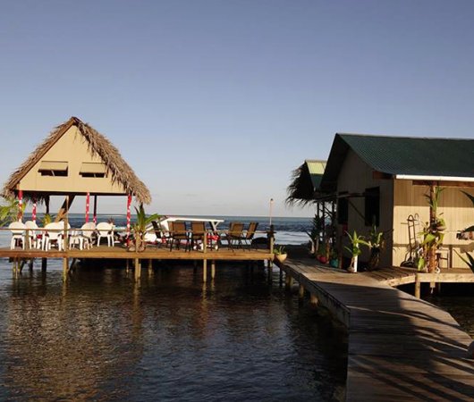 aquarev-plongee-sous-marine-sejour-polynesie-francaise-fakarava-sud-tetamanu-diving-terrasse-du-centre