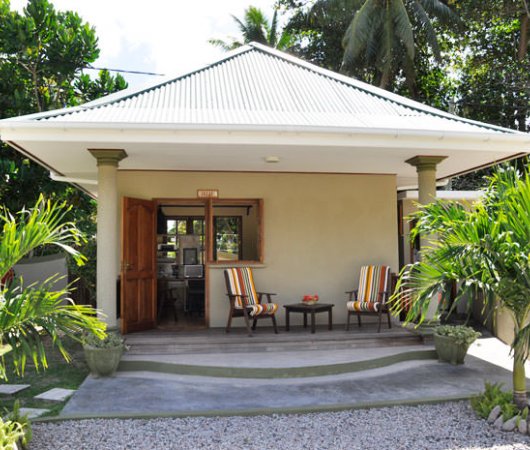 aquarev-plongee-sous-marine-seychelles-sejour-cote-d-or-chalets-praslin-terrasse-veranda