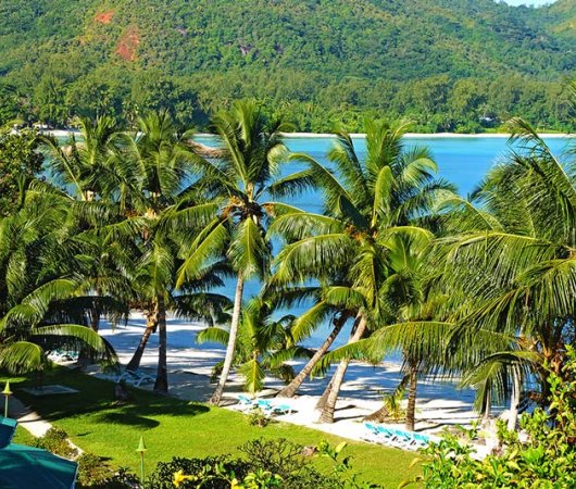 aquarev-plongee-sous-marine-seychelles-sejour-praslin-hotel-l-archipel-jardin-plage
