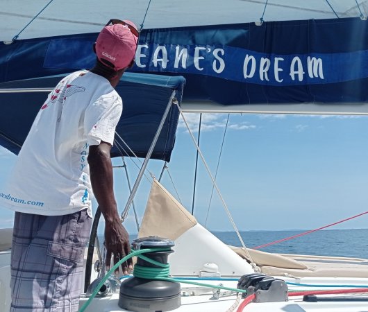 aquarev-plongee-sous-marine-voyage-madagascar-nosy-be-sejour-et-croisiere-oceanes-dream-catamaran-gros-plan4