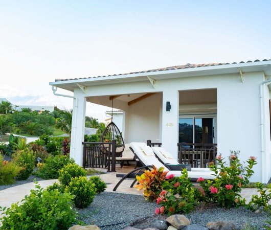 aquarev-plongee-sous-marine-voyage-sejour-caraibes-saint-eustache-hotel-golden-rock-dive-and-nature-resort-cottage-deux-chambres-vue-exterieure