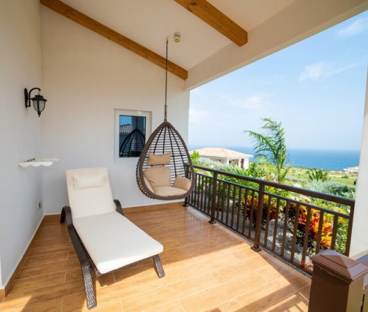 aquarev-plongee-sous-marine-voyage-sejour-caraibes-saint-eustache-hotel-golden-rock-dive-and-nature-resort-cottage-une-chambre-terrasse