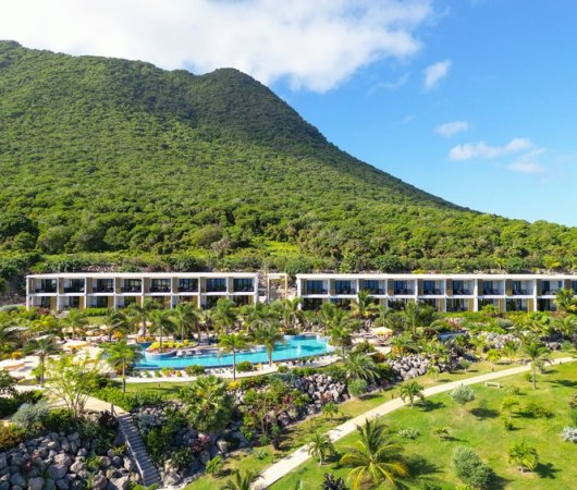 aquarev-plongee-sous-marine-voyage-sejour-caraibes-saint-eustache-hotel-golden-rock-dive-and-nature-resort-vue-entiere-du-resort