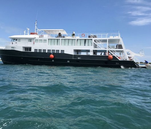 aquarev-voyage-plongeesousmarine-cuba-croisierejardinsdelareine-bateau